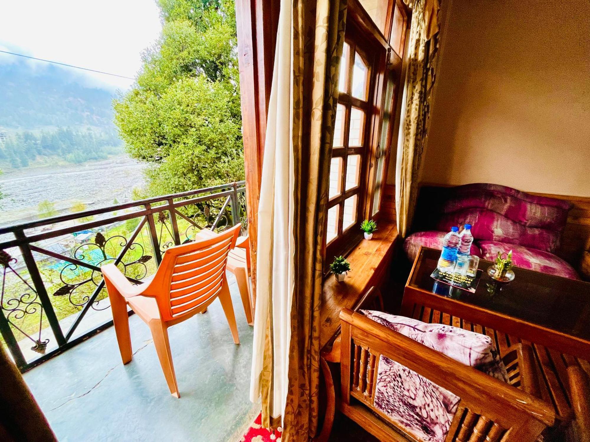 The Hollywood Vibes - #Riverview #Premium Rooms #Prime Location #Most Awarded #Parking #Top Rated #Open Terrace #Best Selling Hotel In Manali Екстериор снимка