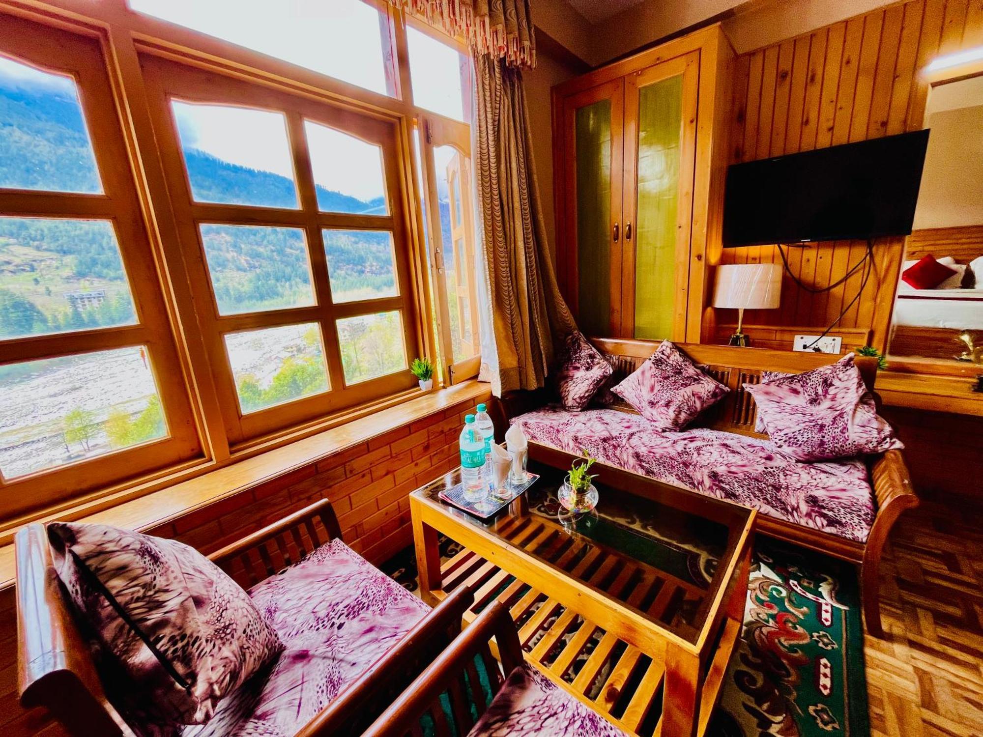 The Hollywood Vibes - #Riverview #Premium Rooms #Prime Location #Most Awarded #Parking #Top Rated #Open Terrace #Best Selling Hotel In Manali Екстериор снимка