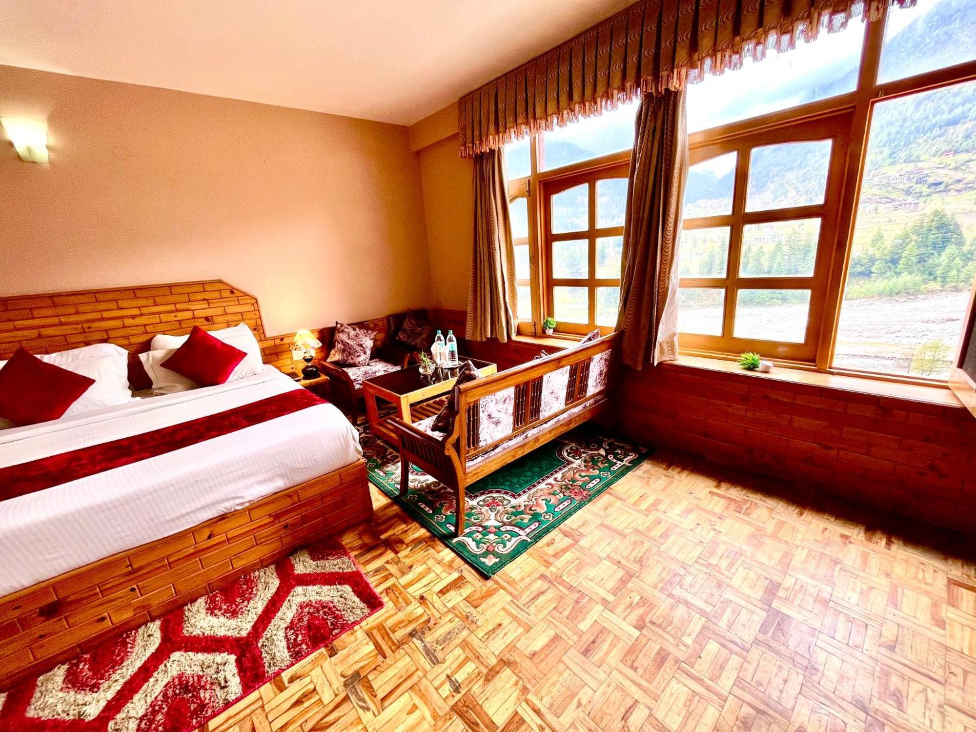 The Hollywood Vibes - #Riverview #Premium Rooms #Prime Location #Most Awarded #Parking #Top Rated #Open Terrace #Best Selling Hotel In Manali Екстериор снимка