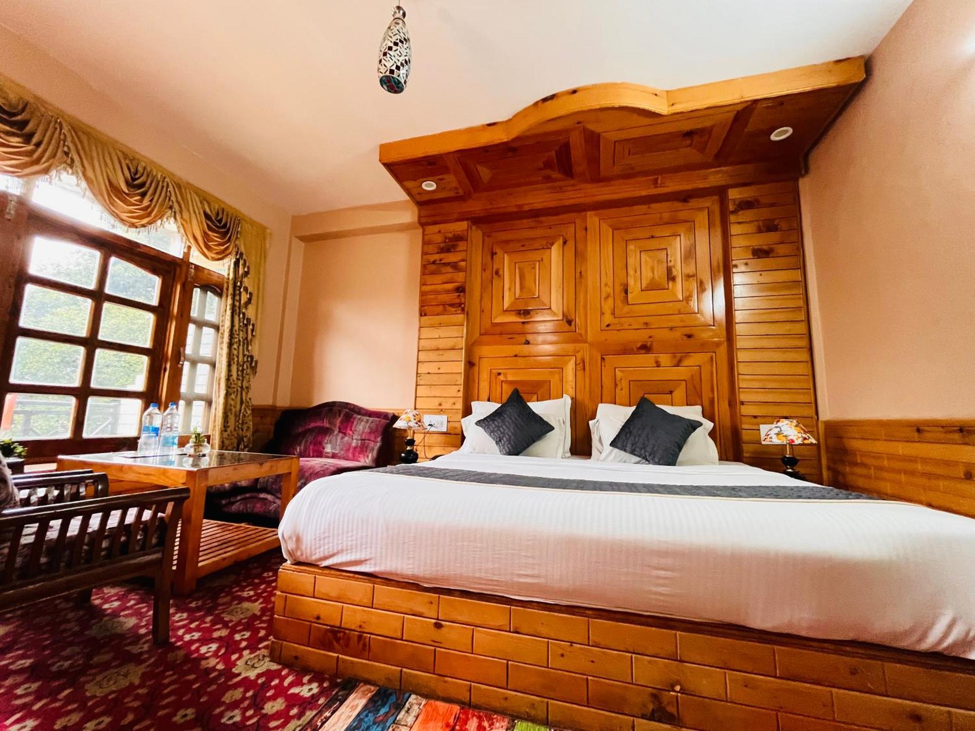 The Hollywood Vibes - #Riverview #Premium Rooms #Prime Location #Most Awarded #Parking #Top Rated #Open Terrace #Best Selling Hotel In Manali Екстериор снимка