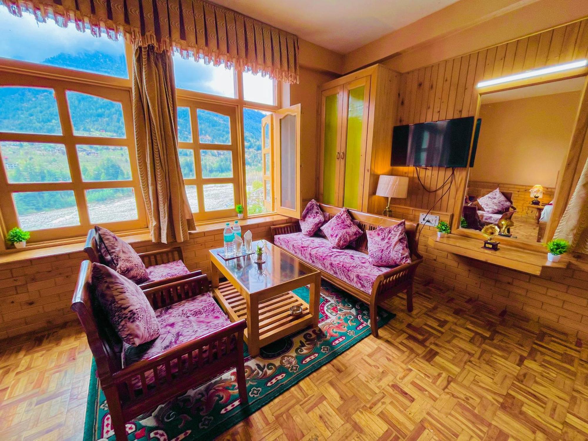 The Hollywood Vibes - #Riverview #Premium Rooms #Prime Location #Most Awarded #Parking #Top Rated #Open Terrace #Best Selling Hotel In Manali Екстериор снимка