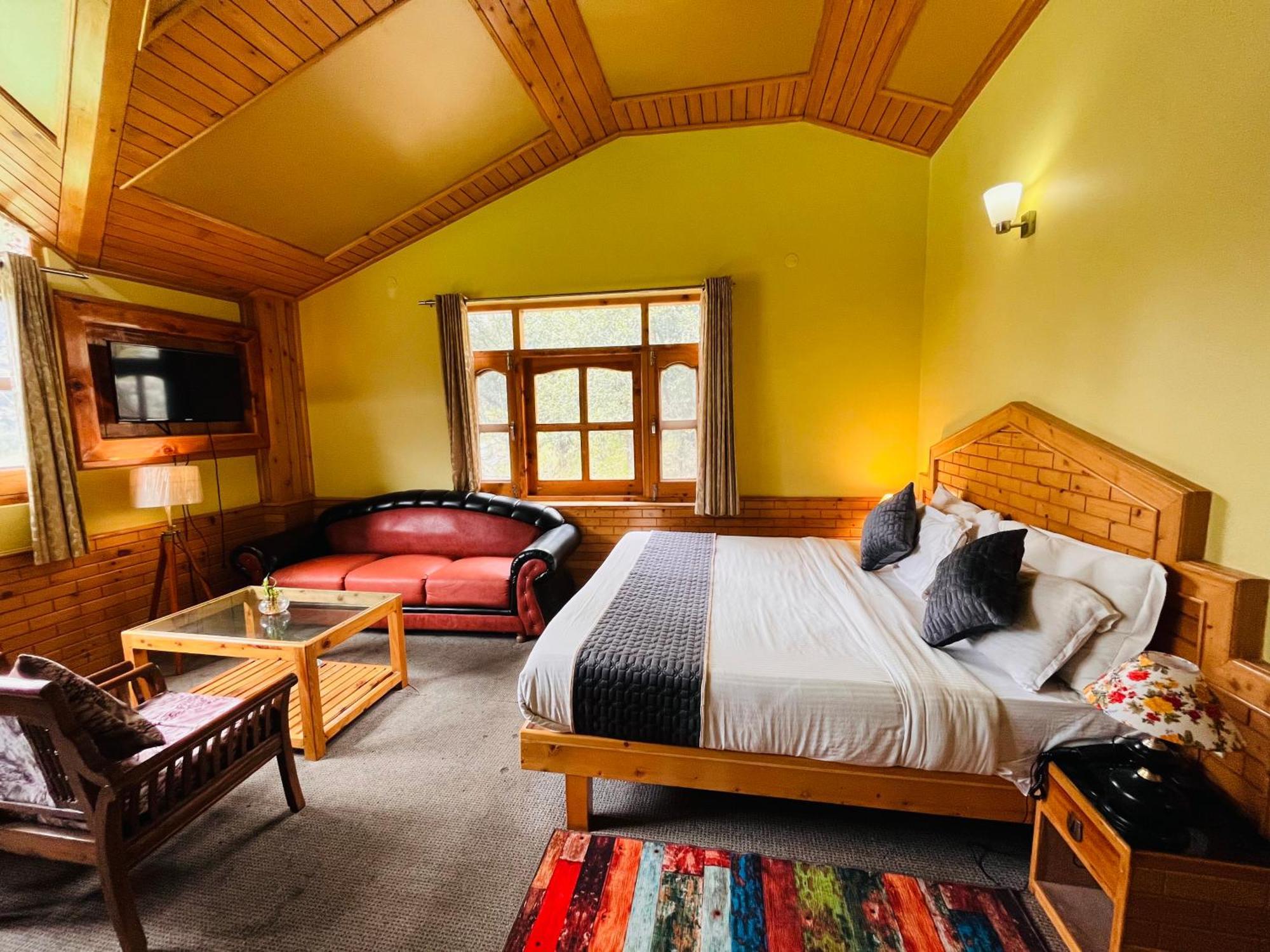 The Hollywood Vibes - #Riverview #Premium Rooms #Prime Location #Most Awarded #Parking #Top Rated #Open Terrace #Best Selling Hotel In Manali Екстериор снимка
