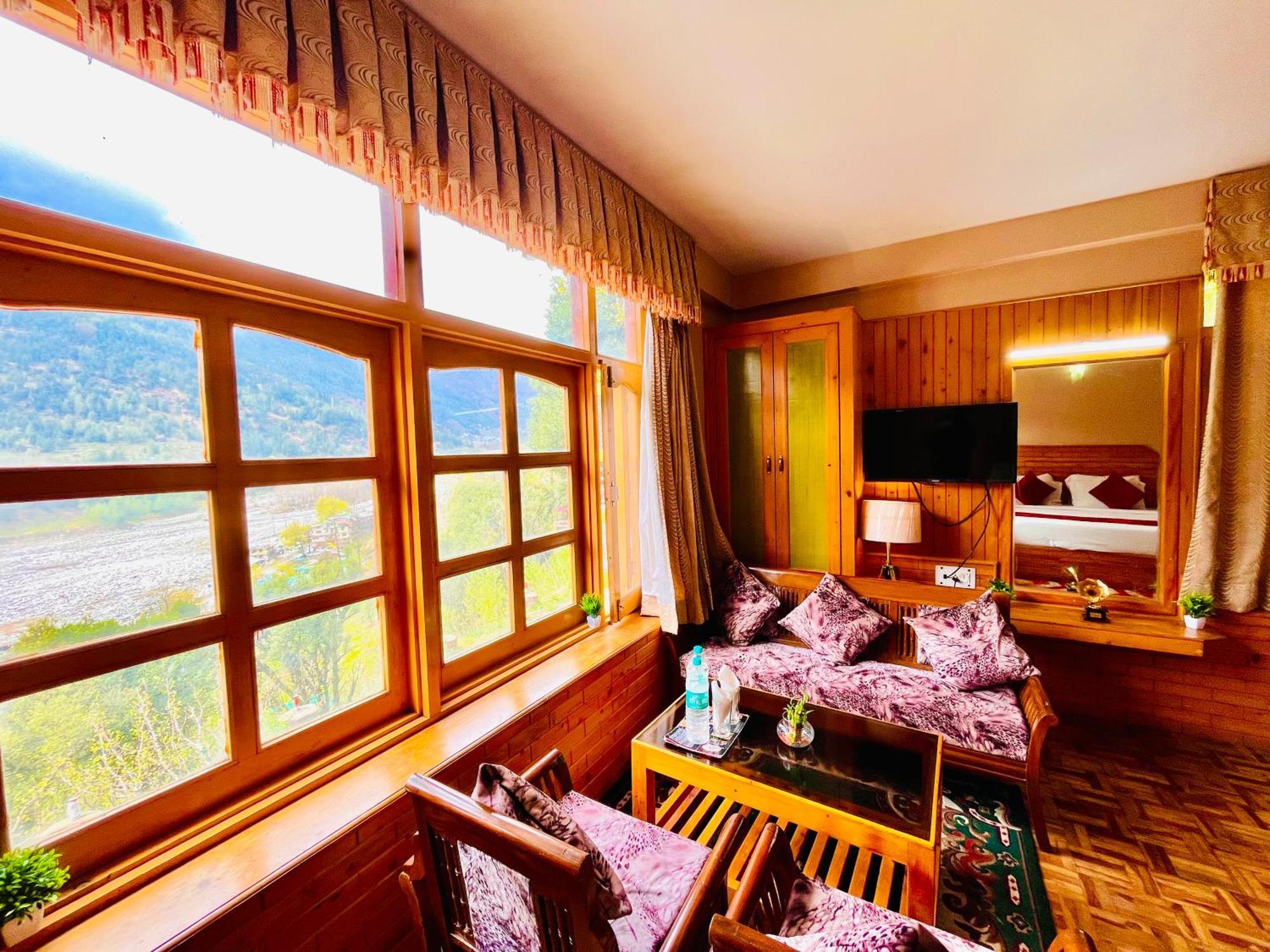 The Hollywood Vibes - #Riverview #Premium Rooms #Prime Location #Most Awarded #Parking #Top Rated #Open Terrace #Best Selling Hotel In Manali Екстериор снимка