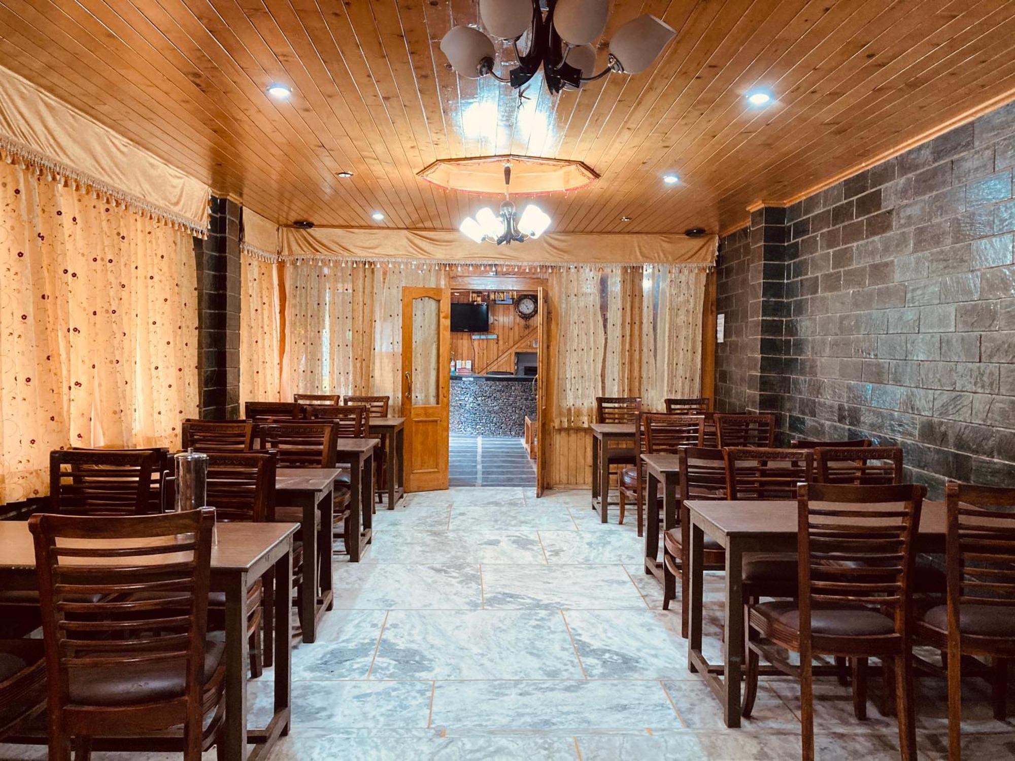 The Hollywood Vibes - #Riverview #Premium Rooms #Prime Location #Most Awarded #Parking #Top Rated #Open Terrace #Best Selling Hotel In Manali Екстериор снимка