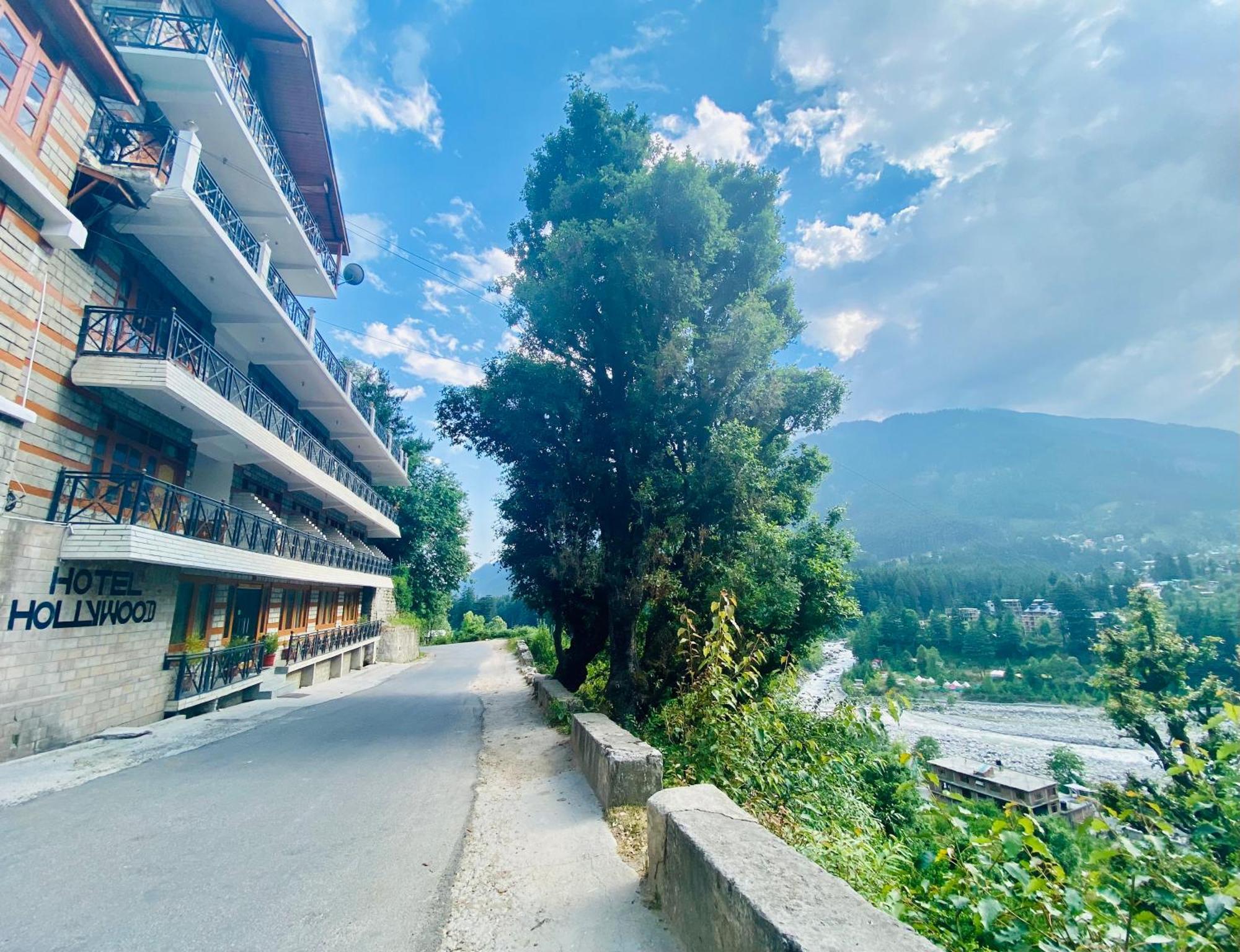 The Hollywood Vibes - #Riverview #Premium Rooms #Prime Location #Most Awarded #Parking #Top Rated #Open Terrace #Best Selling Hotel In Manali Екстериор снимка